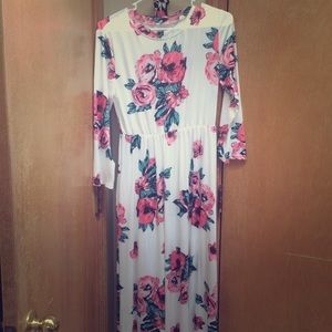 White floral maxi dress NWOT